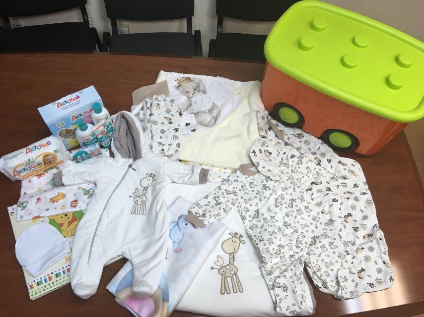С 1 января в Самарской области будут дарить подарки новорожденным