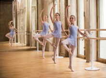 В Тольятти открылась академия хореографического искусства "Ника"