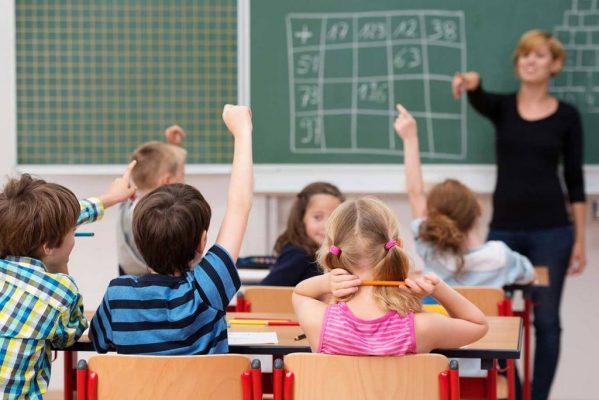 Российским учителям предложено соблюдать педагогическую тайну