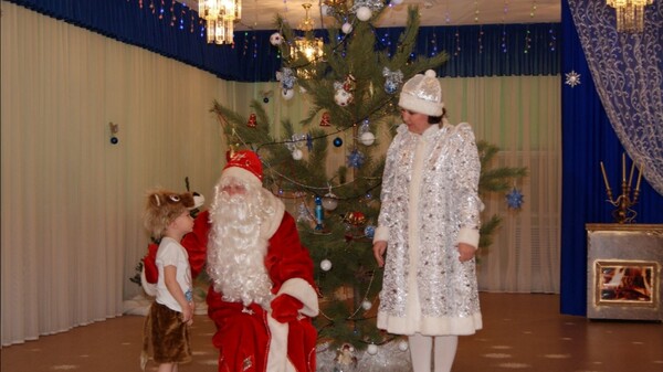 В Самарской области родителям разрешили посещать новогодние утренники. При определенных условиях
